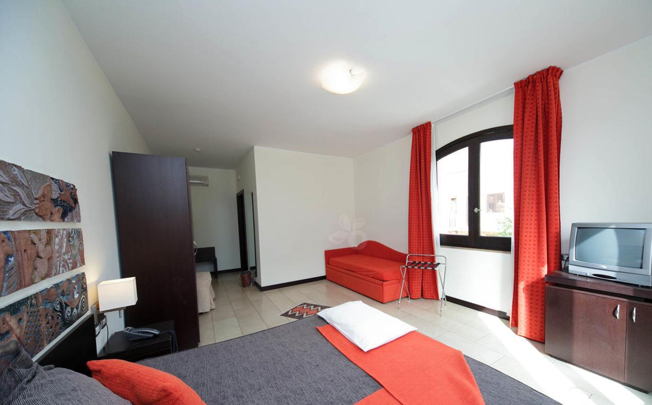 Hotel Al Ritrovo Castelluzzo Zewnętrze zdjęcie