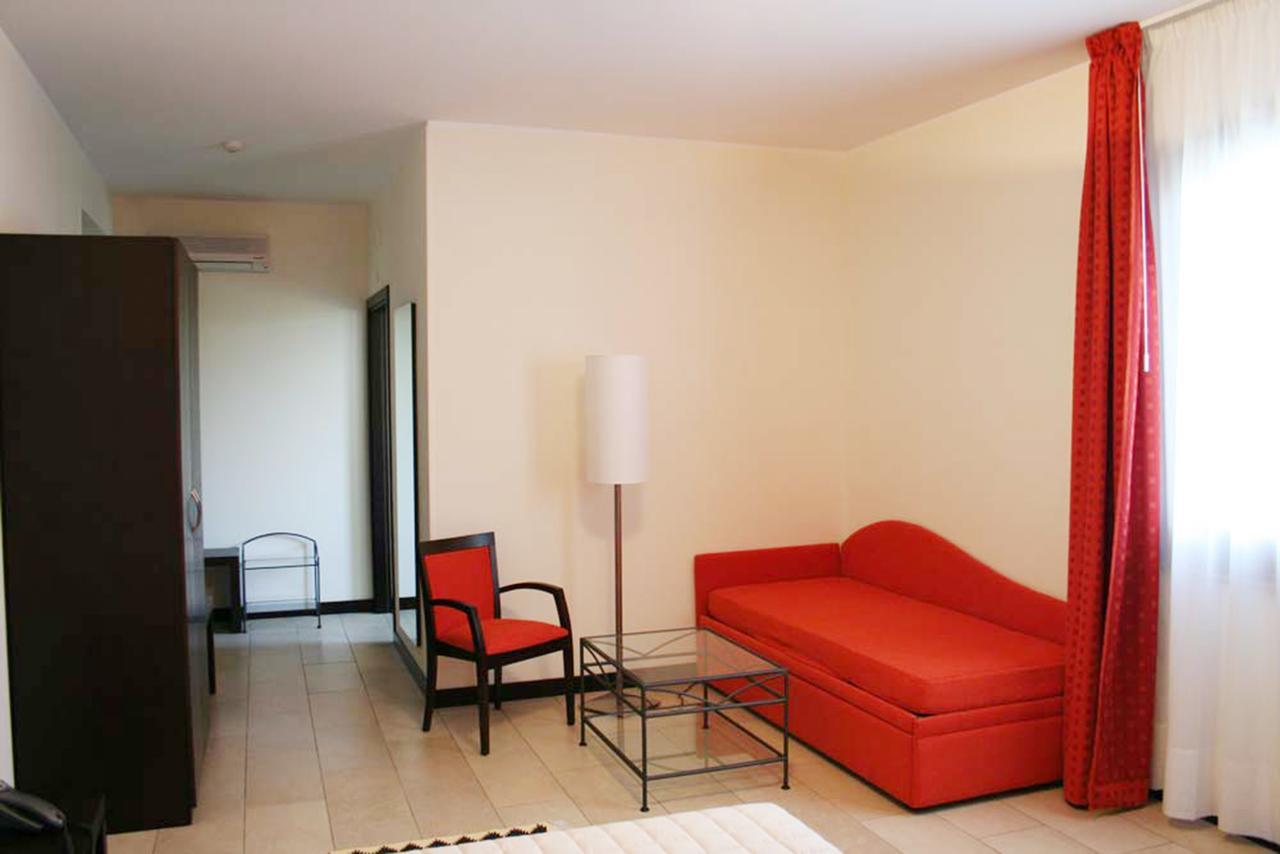 Hotel Al Ritrovo Castelluzzo Zewnętrze zdjęcie