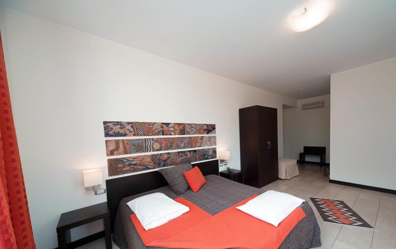 Hotel Al Ritrovo Castelluzzo Zewnętrze zdjęcie